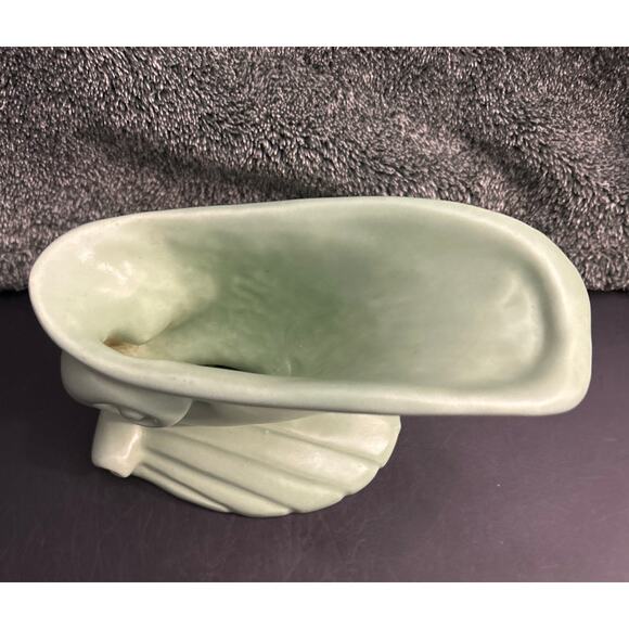 Royal Haeger Matte Green Shell Planter c1940 - Picture 5 of 8